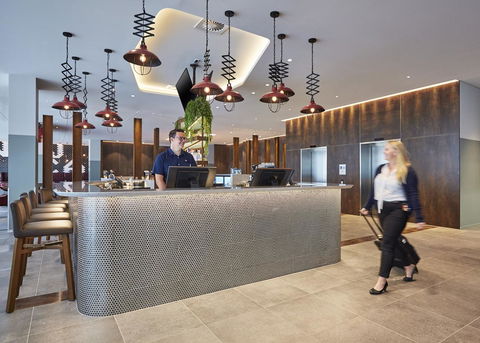 Holiday Inn Express Sydney Airport, An IHG Hotel - Accommodation Brunswick Heads 2
