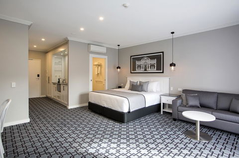 CH Boutique Hotel & Apartments, Ascend Hotel Collection - Accommodation Brunswick Heads 0