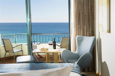 Crowne Plaza Sydney Coogee Beach, An IHG Hotel - Accommodation Brunswick Heads 4
