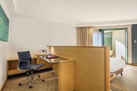 Crowne Plaza Sydney Coogee Beach, An IHG Hotel - Accommodation Brunswick Heads 5