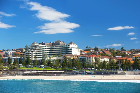 Crowne Plaza Sydney Coogee Beach, An IHG Hotel - Accommodation Brunswick Heads 1