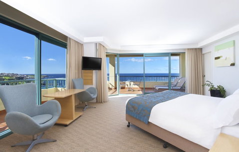Crowne Plaza Sydney Coogee Beach, An IHG Hotel - Accommodation Brunswick Heads 3