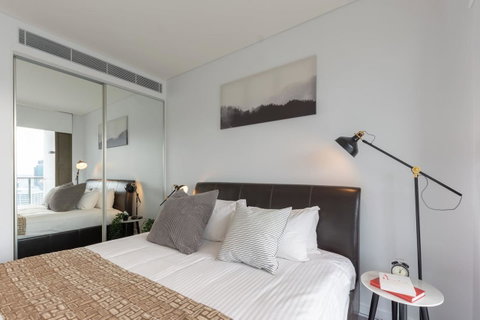 High Rise Apt In Heart Of Sydney Wt Harbour View - Accommodation Brunswick Heads 17