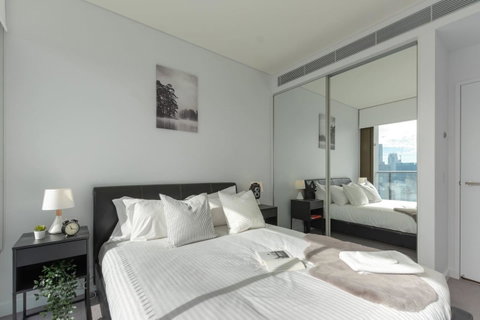 High Rise Apt In Heart Of Sydney Wt Harbour View - Accommodation Brunswick Heads 7