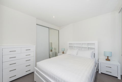 Lakefront 116 Kingston ACT - Accommodation Brunswick Heads 6