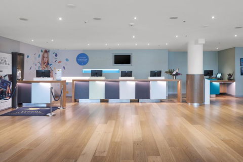 Novotel Sydney Darling Harbour - Accommodation Brunswick Heads 10