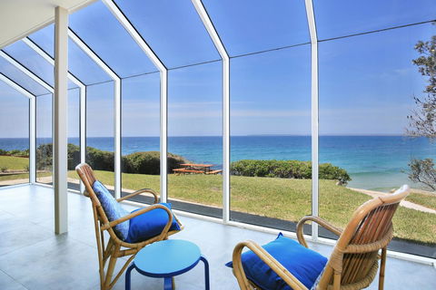 Neptune I Absolute Beachfront I Stunning Views - Accommodation Brunswick Heads 1