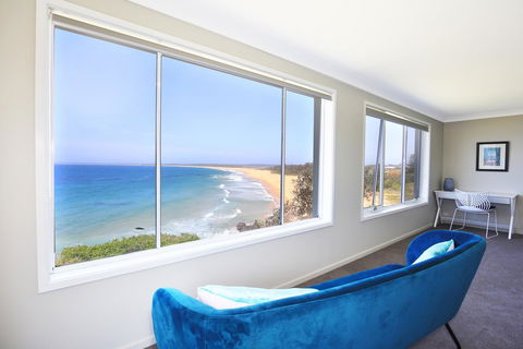 Neptune I Absolute Beachfront I Stunning Views - Accommodation Brunswick Heads 13