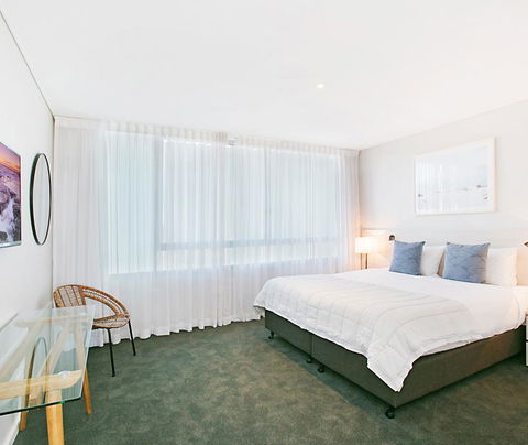 Oaks Nelson Bay Lure Suites - Accommodation Brunswick Heads 2
