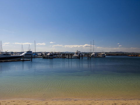 Oaks Nelson Bay Lure Suites - Accommodation Brunswick Heads 3