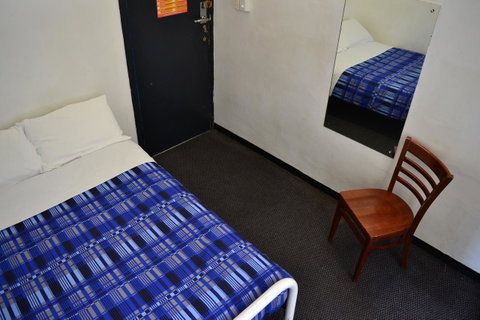 Maze Backpackers - Sydney - Accommodation Brunswick Heads 8