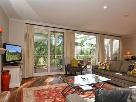 Villa 3br Chianti Villa Located Within Cypress Lakes Resort - Accommodation Brunswick Heads 0