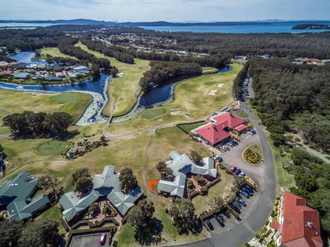 Condo 105 @ Horizons Golf Resort - Salamander Bay NSW - Accommodation Brunswick Heads 7