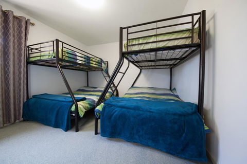 Condo 105 @ Horizons Golf Resort - Salamander Bay NSW - Accommodation Brunswick Heads 10