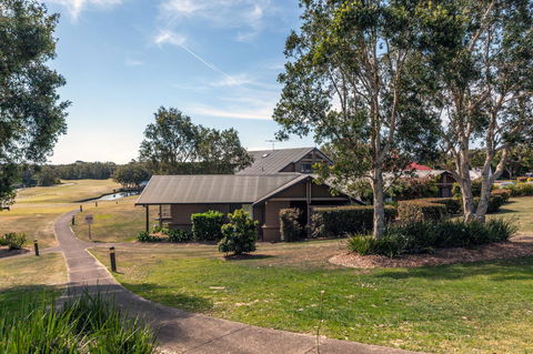 Condo 105 @ Horizons Golf Resort - Salamander Bay NSW - Accommodation Brunswick Heads 12