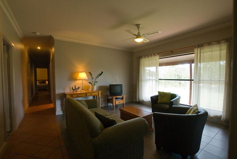 Ironstone Estate Lovedale - Accommodation Brunswick Heads 34