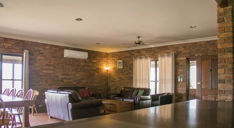 Ironstone Estate Lovedale - Accommodation Brunswick Heads 17