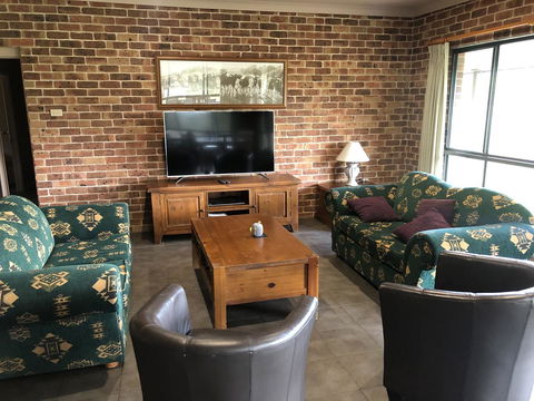 Ironstone Estate Lovedale - Accommodation Brunswick Heads 1