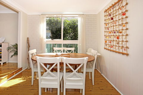 Hayes Beach House I Award Winner I 4 Mins To Beach - Accommodation Brunswick Heads 13