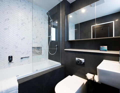 Holiday Inn & Suites - Parramatta Marsden Street, An IHG Hotel - Accommodation Brunswick Heads 16