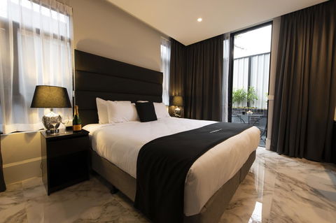 Holiday Inn & Suites - Parramatta Marsden Street, An IHG Hotel - Accommodation Brunswick Heads 4