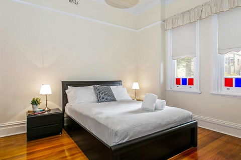 Oversized 2 Bedroom Manly Beach House - Accommodation Brunswick Heads 6