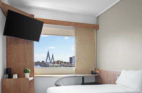 Ibis Sydney Darling Harbour - Accommodation Brunswick Heads 1