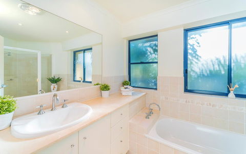 The Cove Yamba - Accommodation Brunswick Heads 16