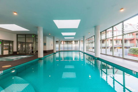 Nobbs Â· Executive 2 Storey Sydney Apartment With Pool - Accommodation Brunswick Heads 12