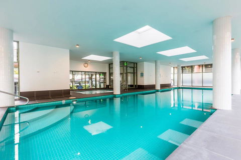 Nobbs Â· Executive 2 Storey Sydney Apartment With Pool - Accommodation Brunswick Heads 13