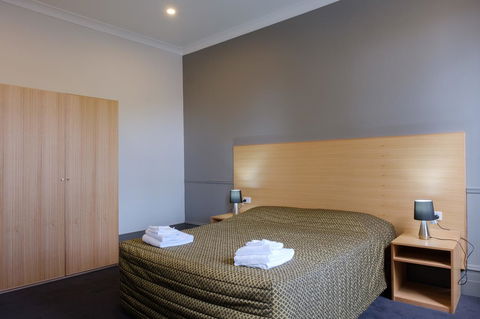 Royal Exhibition Hotel - Accommodation Brunswick Heads 14