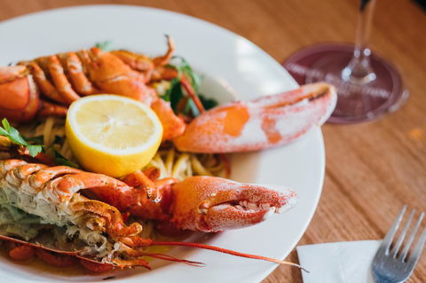 Royal Exhibition Hotel - Accommodation Brunswick Heads 4