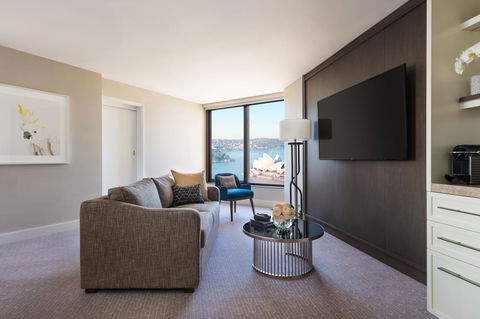 Four Seasons Hotel Sydney - Accommodation Brunswick Heads 1