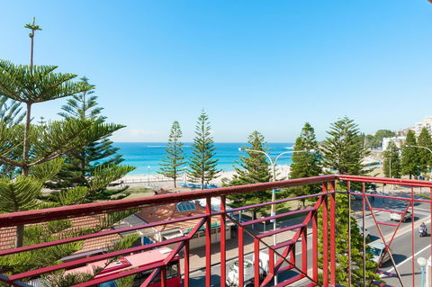 Mad Monkey Hostel Coogee Beach - Accommodation Brunswick Heads 7