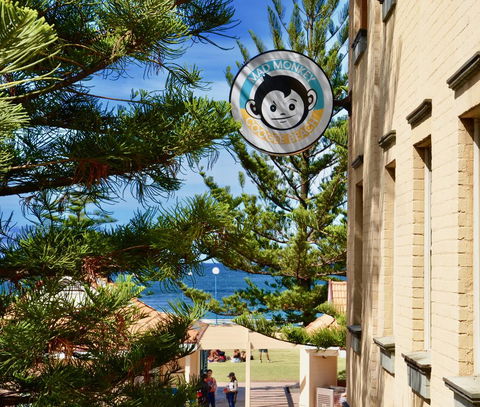 Mad Monkey Hostel Coogee Beach - Accommodation Brunswick Heads 9