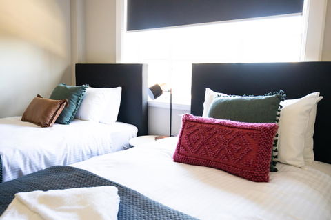 Horse And Jockey Hotel Homebush - Accommodation Brunswick Heads 8