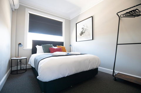 Horse And Jockey Hotel Homebush - Accommodation Brunswick Heads 5