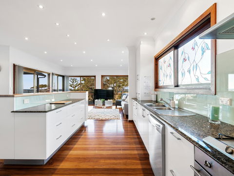 The Beach House Terrigal - Accommodation Brunswick Heads 2