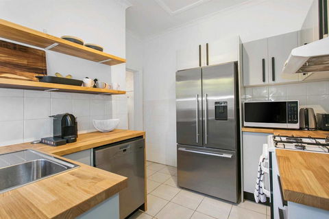 Seaspray - Manly Beach Apartment Close To The Sand - Accommodation Brunswick Heads 7