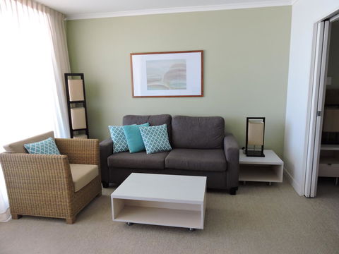 BASE Holidays - Ettalong Beach Premium Apartments - Accommodation Brunswick Heads 17