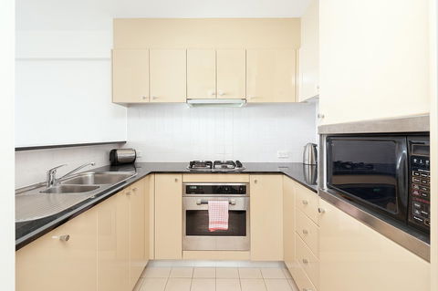 Waterfront Apartment On Sydney Harbour - Accommodation Brunswick Heads 8