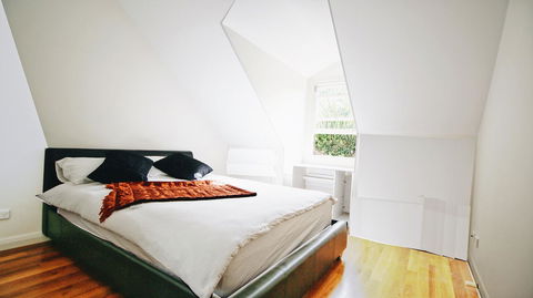 Cozy 5 Bed House In Sydney - Accommodation Brunswick Heads 21