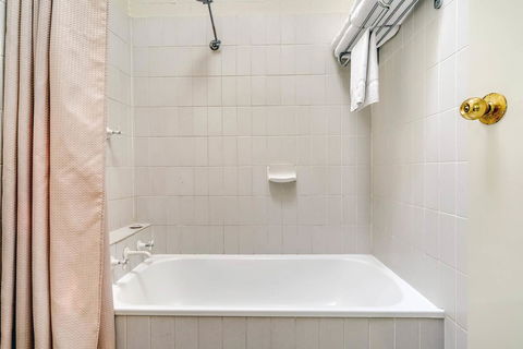 Prince Of Wales Hotel - Accommodation Brunswick Heads 4
