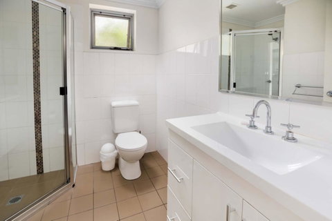 Bluegum Apartments Newcastle - Accommodation Brunswick Heads 21