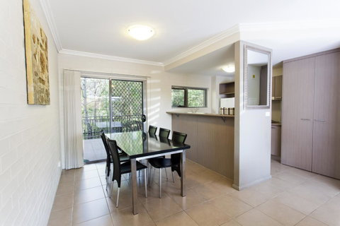 Bluegum Apartments Newcastle - Accommodation Brunswick Heads 3