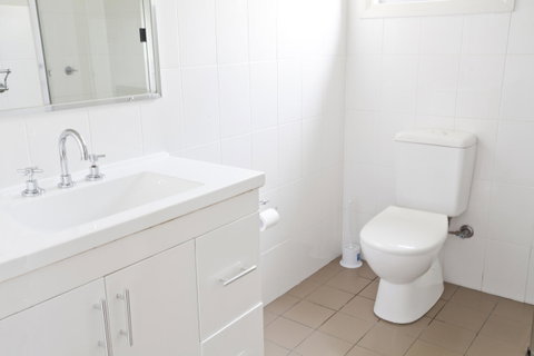 Bluegum Apartments Newcastle - Accommodation Brunswick Heads 7