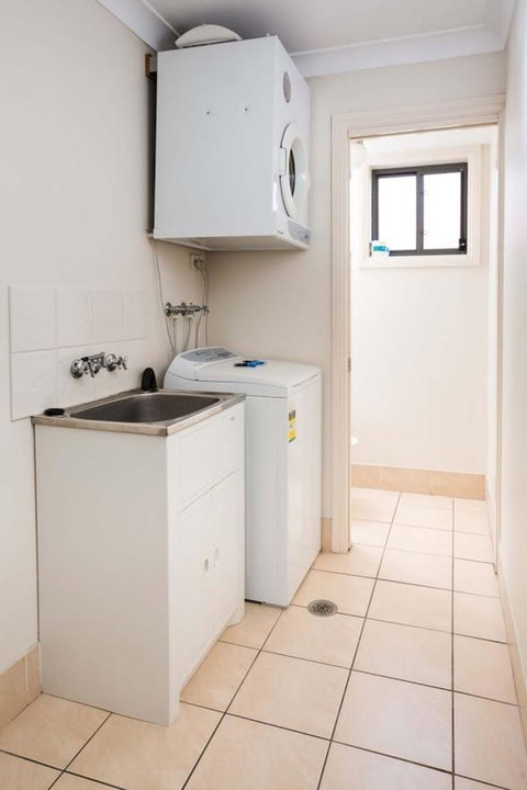 Bluegum Apartments Newcastle - Accommodation Brunswick Heads 13