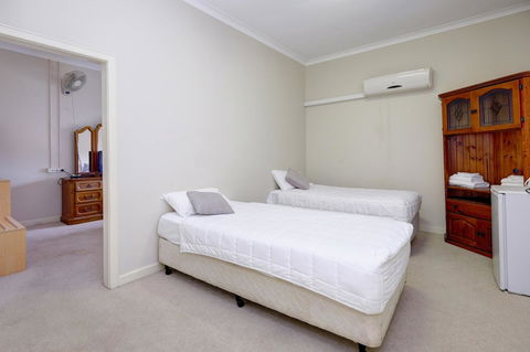 Lakes And Ocean Hotel Forster - Accommodation Brunswick Heads 4