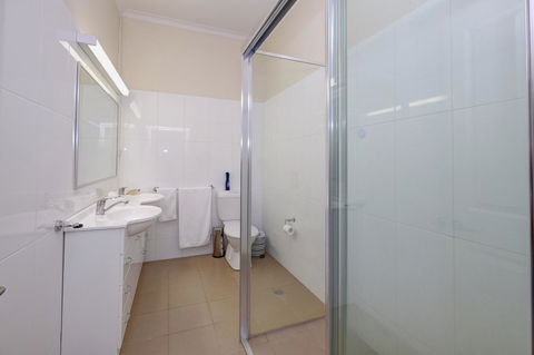 Lakes And Ocean Hotel Forster - Accommodation Brunswick Heads 2