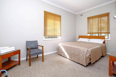 Lakes And Ocean Hotel Forster - Accommodation Brunswick Heads 8